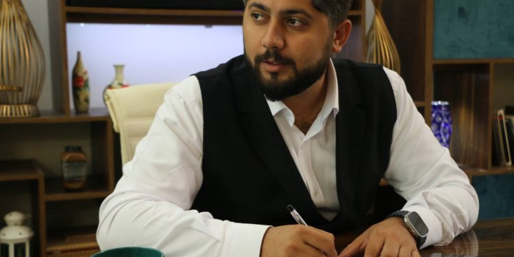 اگر تغییر نکنید جایگزین می‌شوید