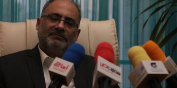 فرق آموزش مدیریت و کوچینگ مدیران