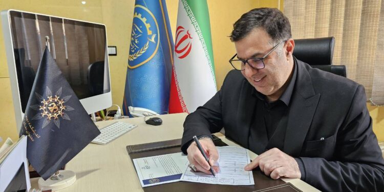 حکم انتصاب دکترسیدمازیارمیر به سمت مدیر ارتباطات راهبردی اندیشکده سهام عدالت