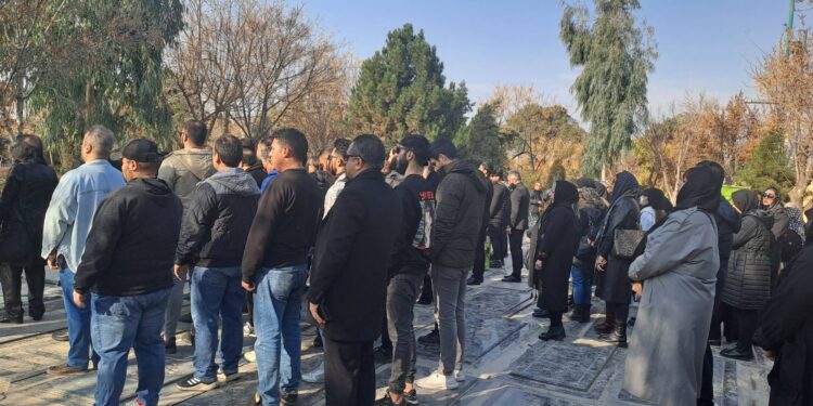 اسفندیار ابراهیمی درگذشت