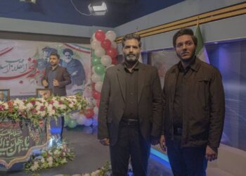 دومین شب برنامه زنده «ایران 45» از شبکه سپهر سیما به امام موسی بن جعفر(ع) تقدیم شد