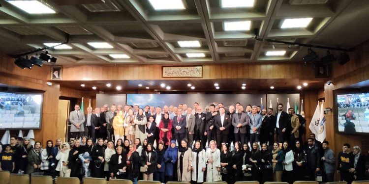 تقدیر از برند صرافی فغانی در یازدهمین جشنواره رمز موفقیت