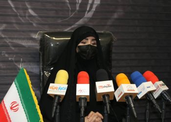 هدف جشنواره شکوه حجاب ارائه لباس های عفیفانه اصیل ایرانی است