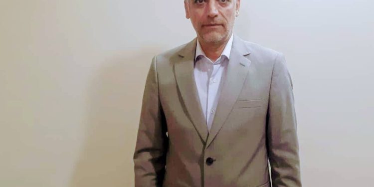 گفتگو با محمد بشیری گودرزی رئیس انجمن جهانی تجارت سنگ‌های قیمتی