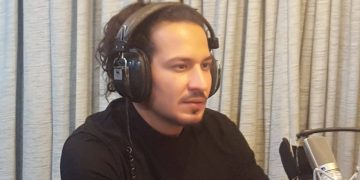 گفنپتگو با علی پازوکی درخصوص مستند جدیدش باعنوان ” تئاتر آزاد “