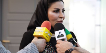 سعیده عابدینی درمانگر بالینی پوست و مو