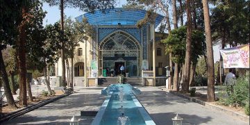 بی‌صدا، بی‌مجوز، بی‌رحمانه؛ قبور تاریخی ابن‌بابویه چگونه نابود می‌شوند؟