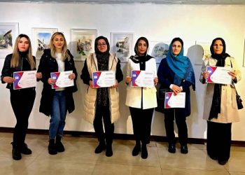 «آذرنقش» و یک پیام روشن: آبرنگ همچنان زنده و پویاست