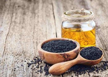 «سیاه‌دانه به‌عنوان درمان کمکی آرتروز زانو بررسی شد»