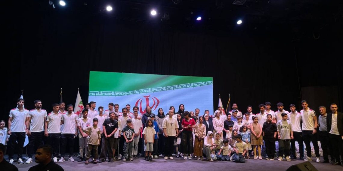 چهره‌های فوتبال ایران حامی کودکان مبتلا به سرطان شدند