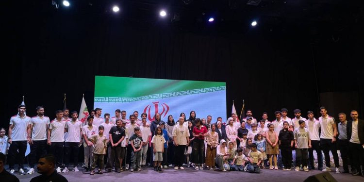 چهره‌های فوتبال ایران حامی کودکان مبتلا به سرطان شدند