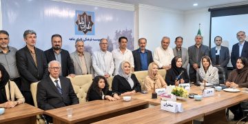بزرگداشت روز ملی تهران با حضور چهره‌های علمی و فرهنگی برگزار شد